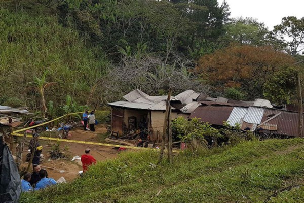 Hondureños queman a dos mujeres dentro de su vivienda en Nicaragua
