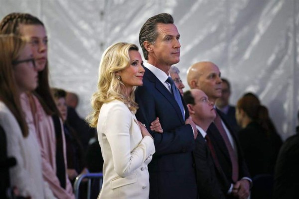 Newsom advierte a Trump por políticas contra inmigrantes