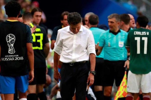 Medio azteca pone en duda continuidad de Juan Carlos Osorio con México