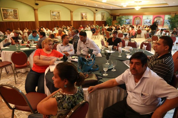 Si el Presidente los llama, transporte suspende el paro nacional