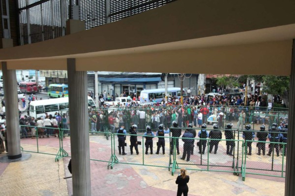 Exigen en el Congreso Nacional una nueva Corte Suprema de Justicia