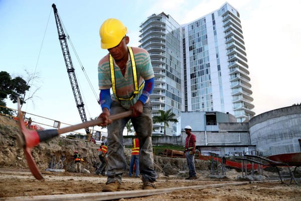 Invertirán L900 millones en dos nuevas construcciones