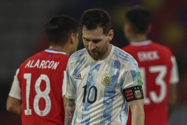 Messi anotó pero Argentina no pudo ante Chile en el regreso de las eliminatorias