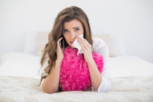 Su novio se va y no quiere ser un 'amor de lejos”