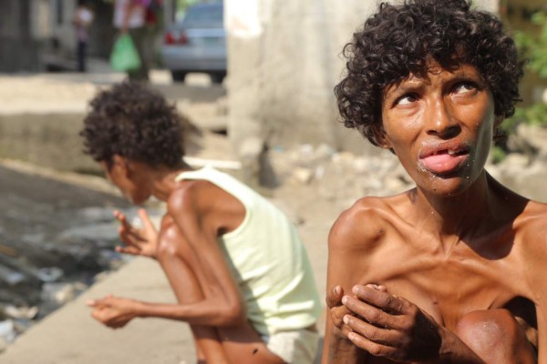 Karla Iveth y Karen Ivonne Avellano, de 38 años.