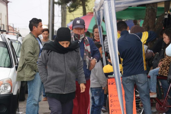 Frente frío deja bajas temperaturas en occidente y fuertes lluvias en el litoral