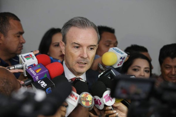 Liberales y nacionalistas, anuentes al gran diálogo