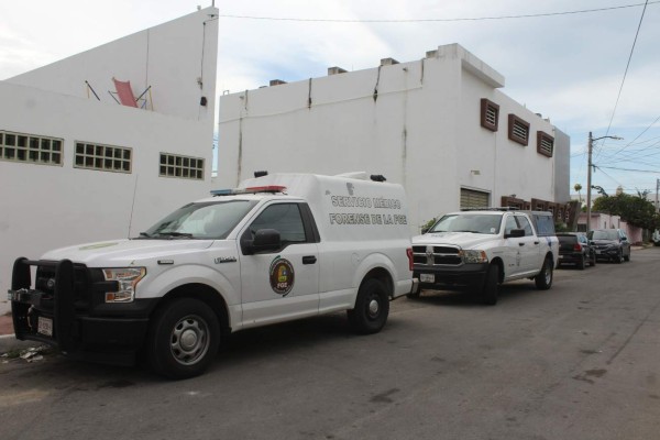 Comando de sicarios ejecuta a ocho personas en una camioneta en Quintana Roo