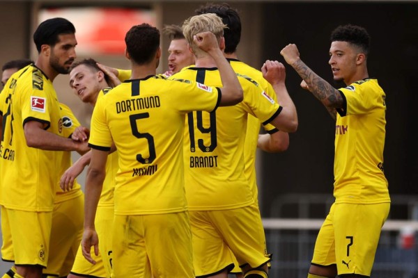 Dortmund vuelve a la senda del triunfo recetando goleada en la Bundesliga