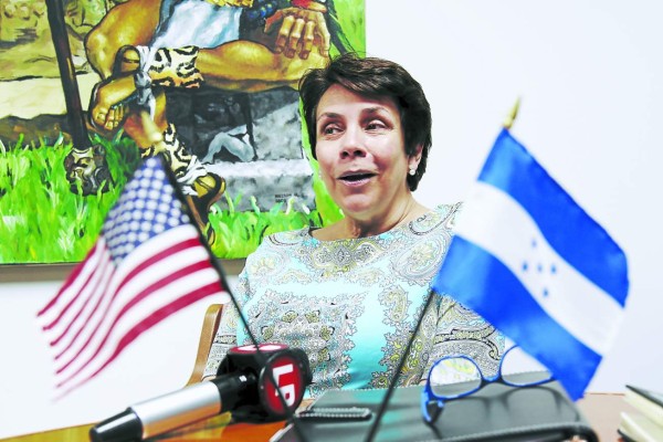 Honduras llevará la problemática de los niños migrantes a la ONU