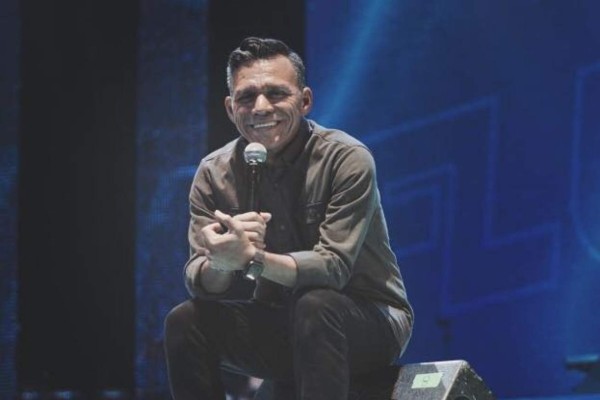 ¿Quién era Julio Melgar, el cantante que inspiró a miles de cristianos?