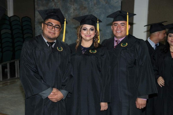 Graduación de la Universidad Tecnológica de Honduras