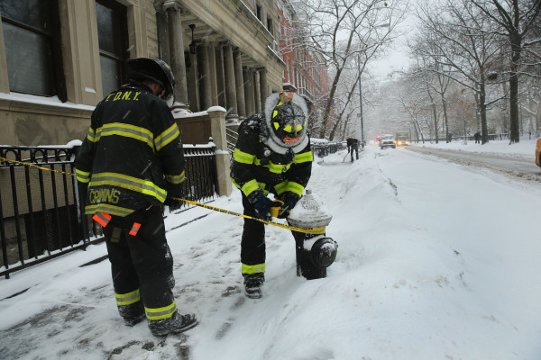 Tormenta Pax cubre de nieve el este de EUA
