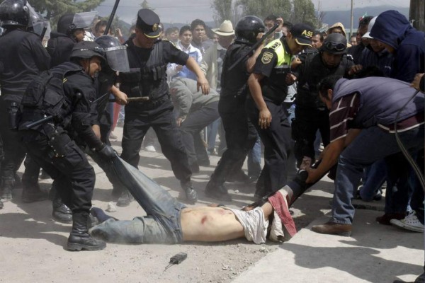 Turba enardecida lincha a cuatro presuntos ladrones en México&nbsp;&nbsp;