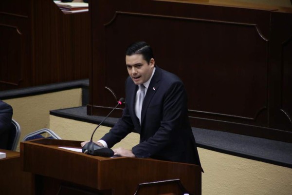 Escándalo en Panamá por fiestas de altos funcionarios pese a la pandemia