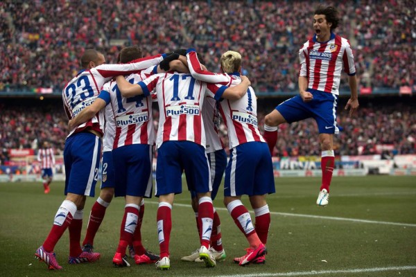 Un gran Atlético destroza al peor Real Madrid en el derbi
