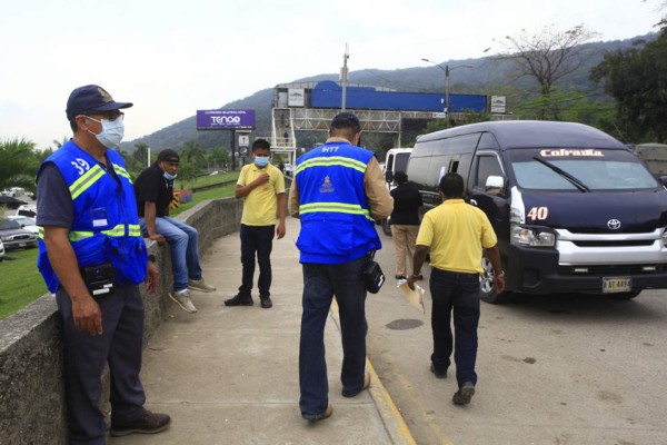 Denuncian cobros abusivos en taxis de la Miguel A. Pavón en San Pedro Sula