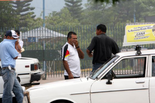 Llamas consumen facultad de Química en la Unah