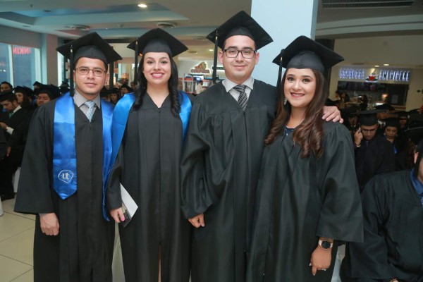 Alegría por graduaciones de Unitec y Ceutec