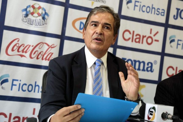 Marco Vega es convocado para microciclo con miras a amistoso ante Argentina