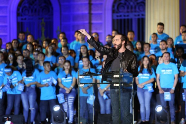 Bukele se declara ganador de elecciones en El Salvador