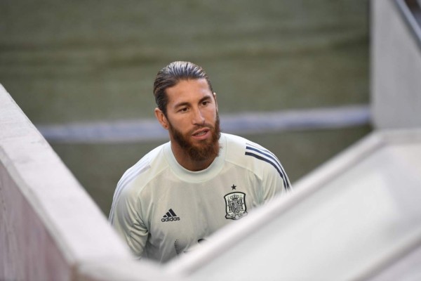 Sergio Ramos sorprende al dar su punto de vista sobre la salida de Messi del Barcelona