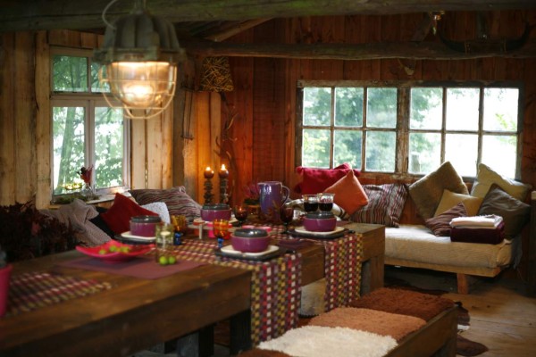 Los muebles rústicos embellecen el hogar