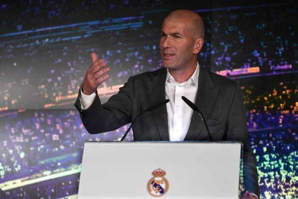 Prensa española: Zidane, 'vuelve el héroe' del Real Madrid