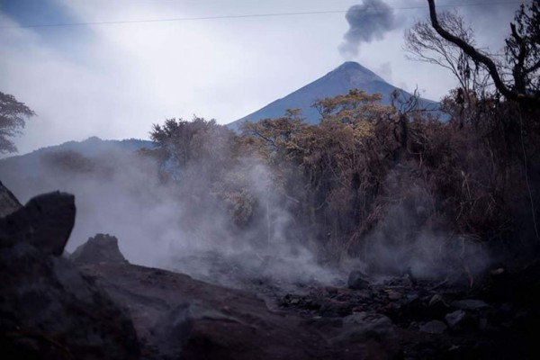 Se incrementa la actividad del volcán de Fuego de Guatemala
