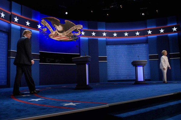 Trump desenmascara a Clinton en migración