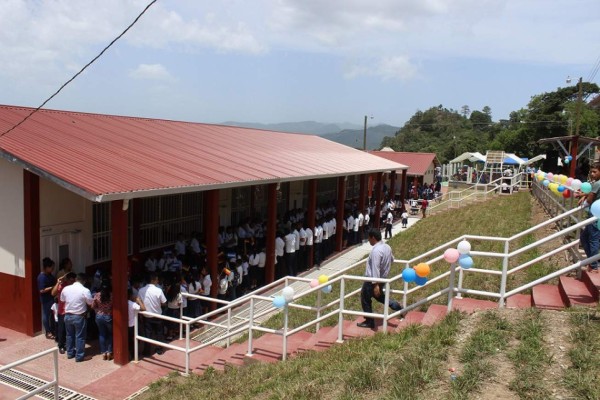 Más de L1,400 millones destinados a mejorar infraestructura escolar   