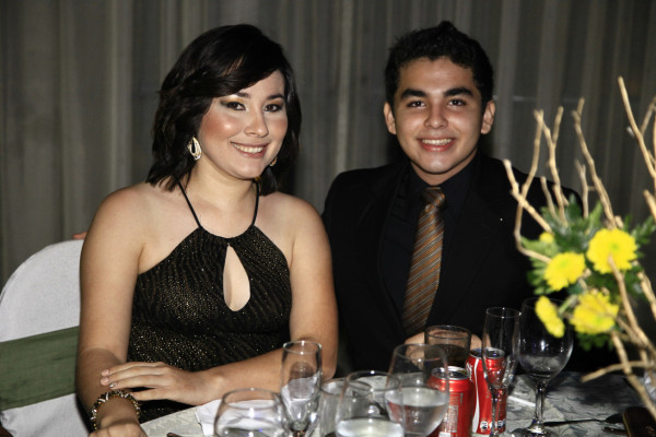 Stephany Calderón cumple quince años