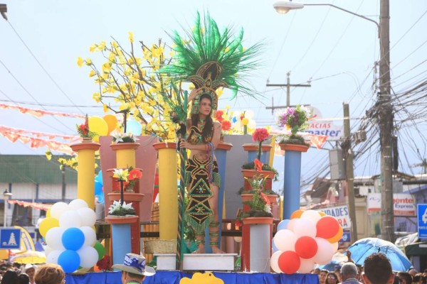 Progreseños vibran de emoción en el gran carnaval