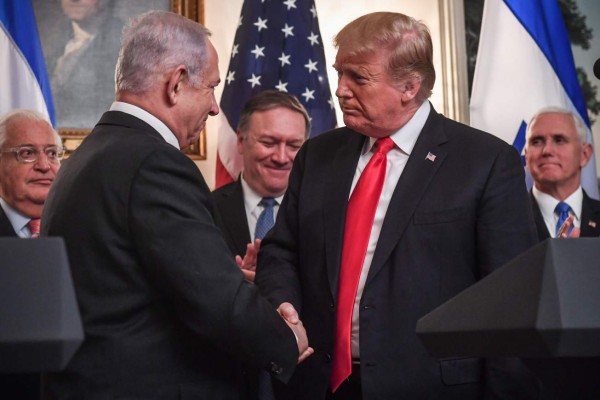Trump firma reconocimiento de la soberanía de Israel sobre Altos del Golán