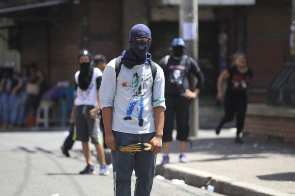 Disturbios opacan el 1 de Mayo en Tegucigalpa