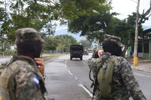 Trasladan a 'El Pozo' a 755 pandilleros del penal de San Pedro Sula