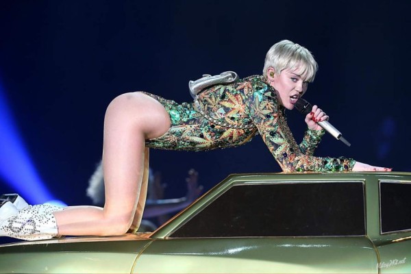 Miley Cyrus, vetada en la República Dominicana