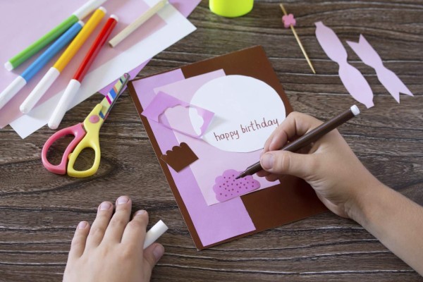 Cuatro pasos para elaborar una tarjeta