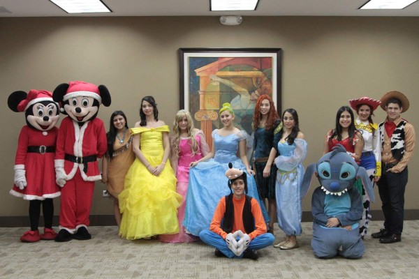 Mountview Academy celebra la Navidad con baile y canto