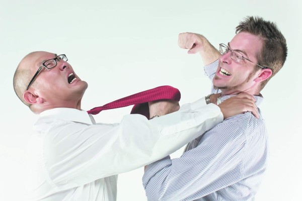 Pleitos, ausencias y actos inmorales: causas de mayor despidos