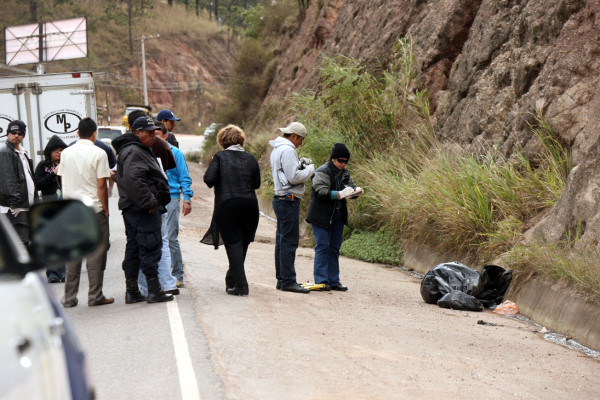 Hallan cadáver dentro de una bolsa negra