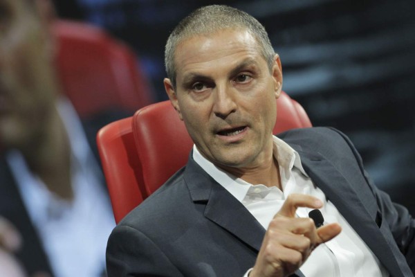Ari Emanuel compraría Miss Universo