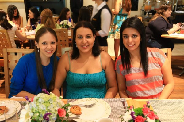 María Fernández, Victoria Gauggel y Antoaneth Handal.