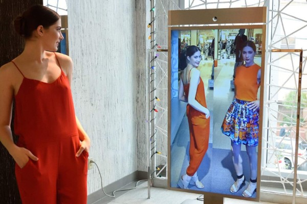 Memomi, un espejo 'mágico” para ver como lucirá su ropa