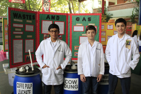 Alumnos sorprenden con proyectos