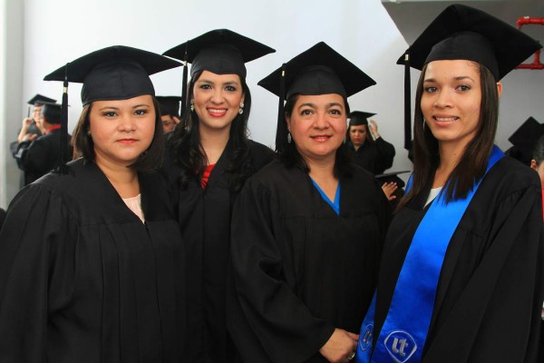 Unitec y Ceutec celebra graduaciones