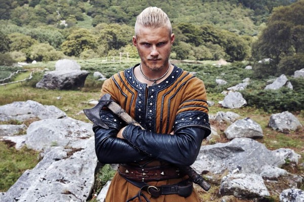 ¡Qué romántico! Alexander Ludwig, actor de ‘Vikingos’, se ha casado en secreto