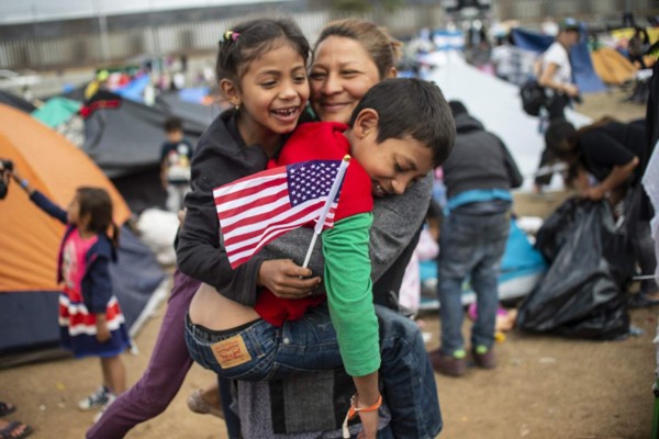 Más de 7 mil migrantes hondureños han retornado a Honduras, según embajador