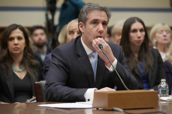 Michael Cohen: 'Me da vergüenza' haber colaborado con Trump