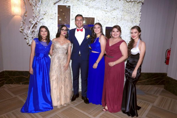 Juniors de CCS celebran triunfos